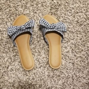 Old Navy flats size 10